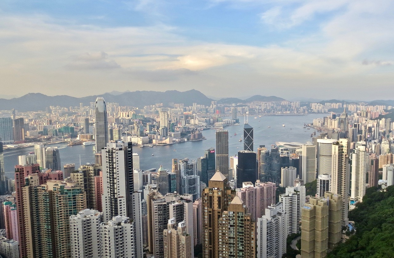 最新港剧应用探索，香港电视剧的新世界之旅