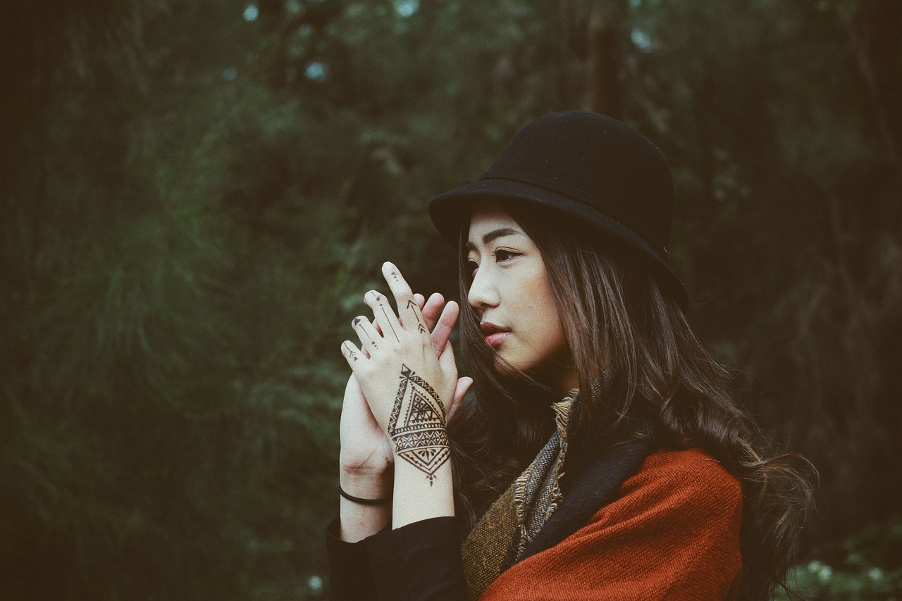 夫人守寡，命运的重击与人生的韧性最新章节