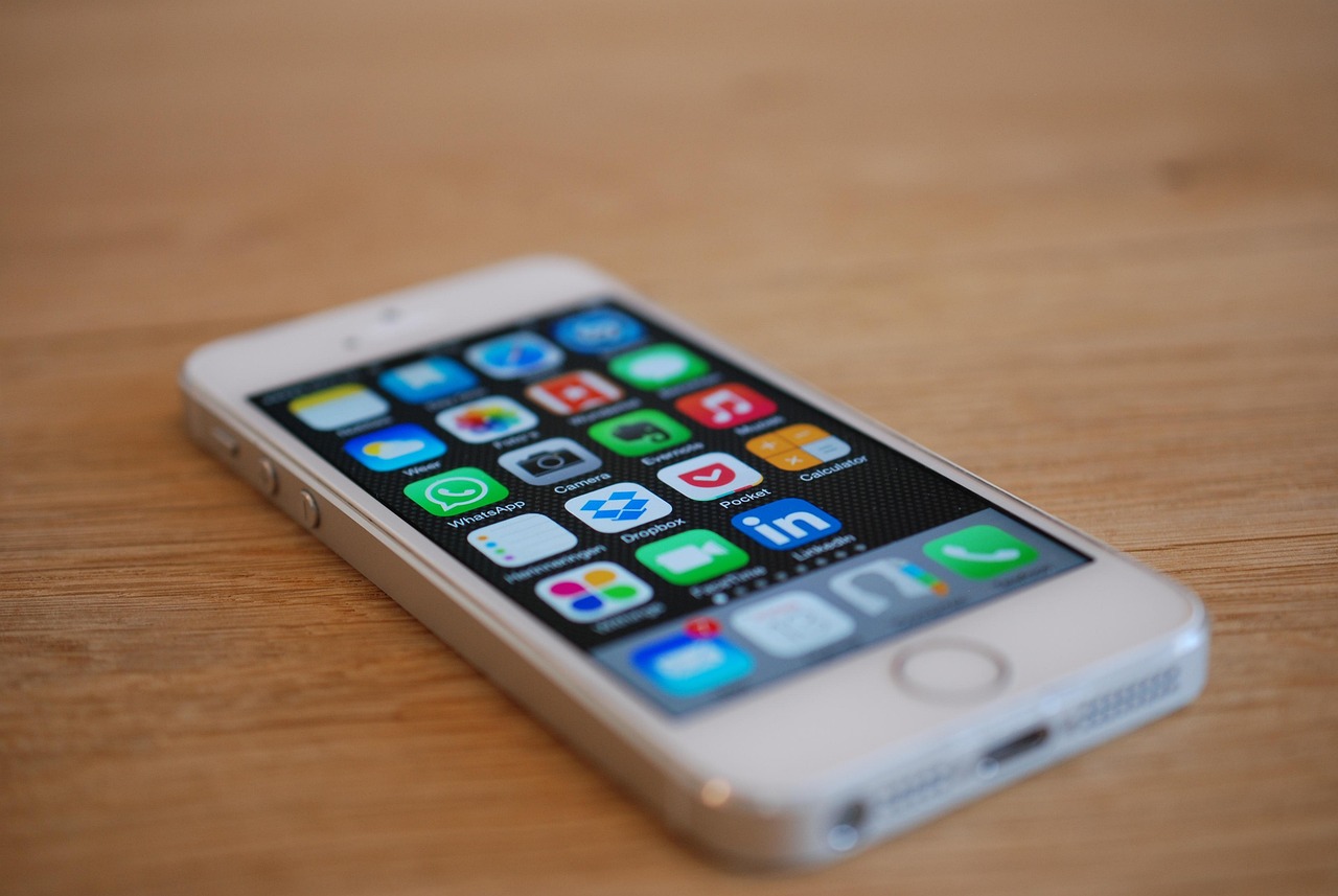 苹果iPhone 5s上市时间回顾及其影响