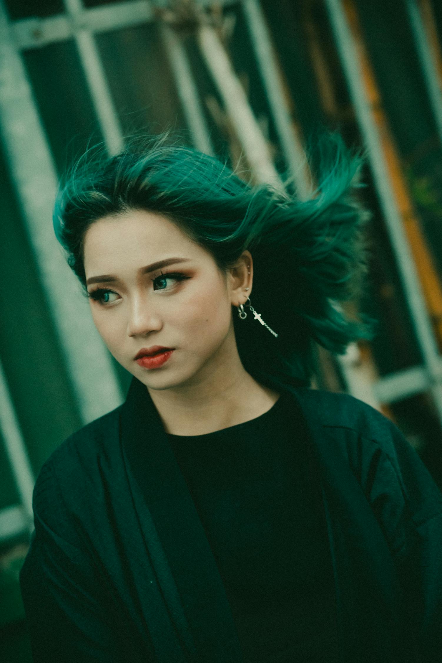 致单身男女演员表，探寻独立之光的人物角色