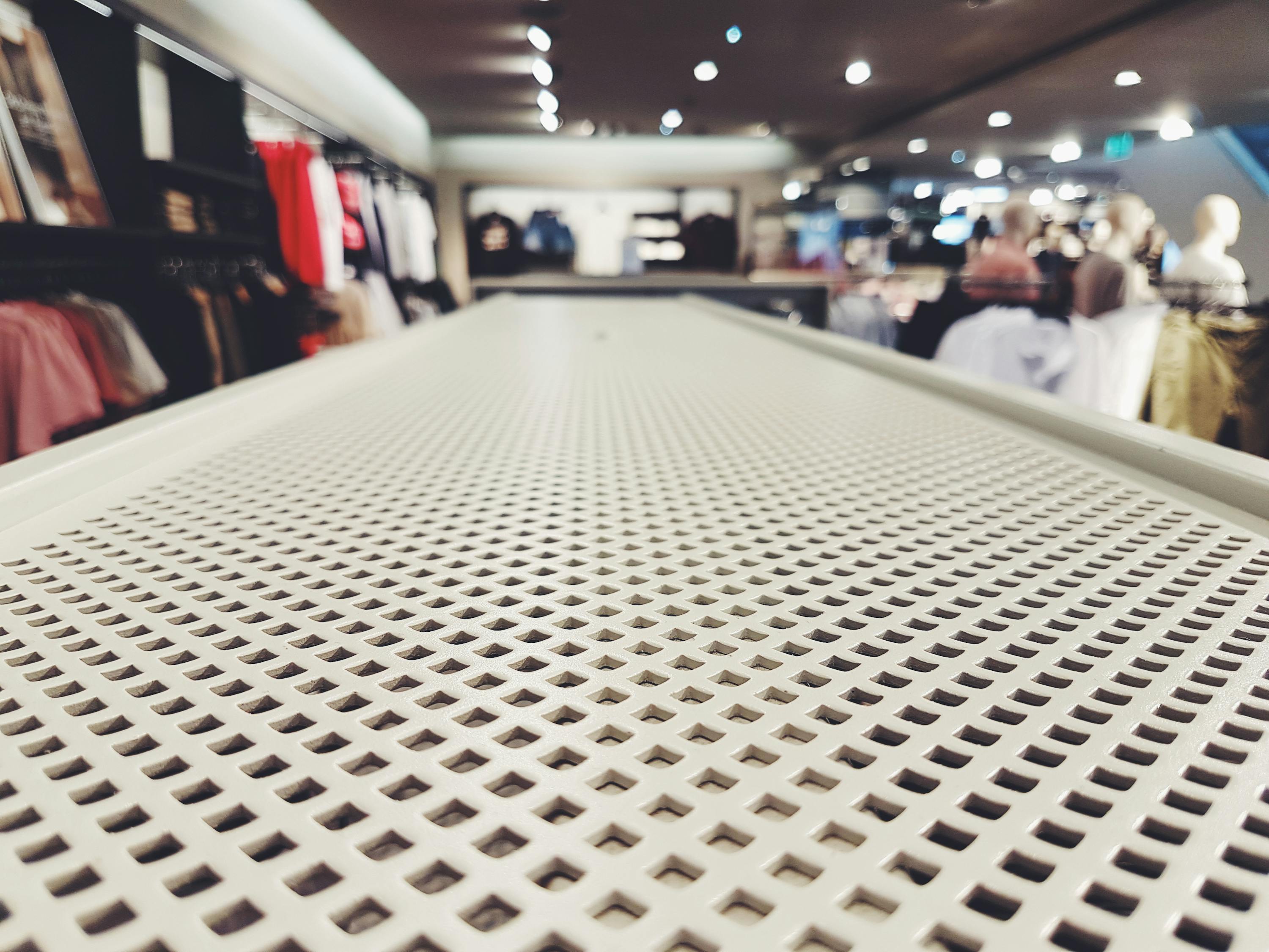 美邦服饰股票深度解析与前景展望——股吧热议话题