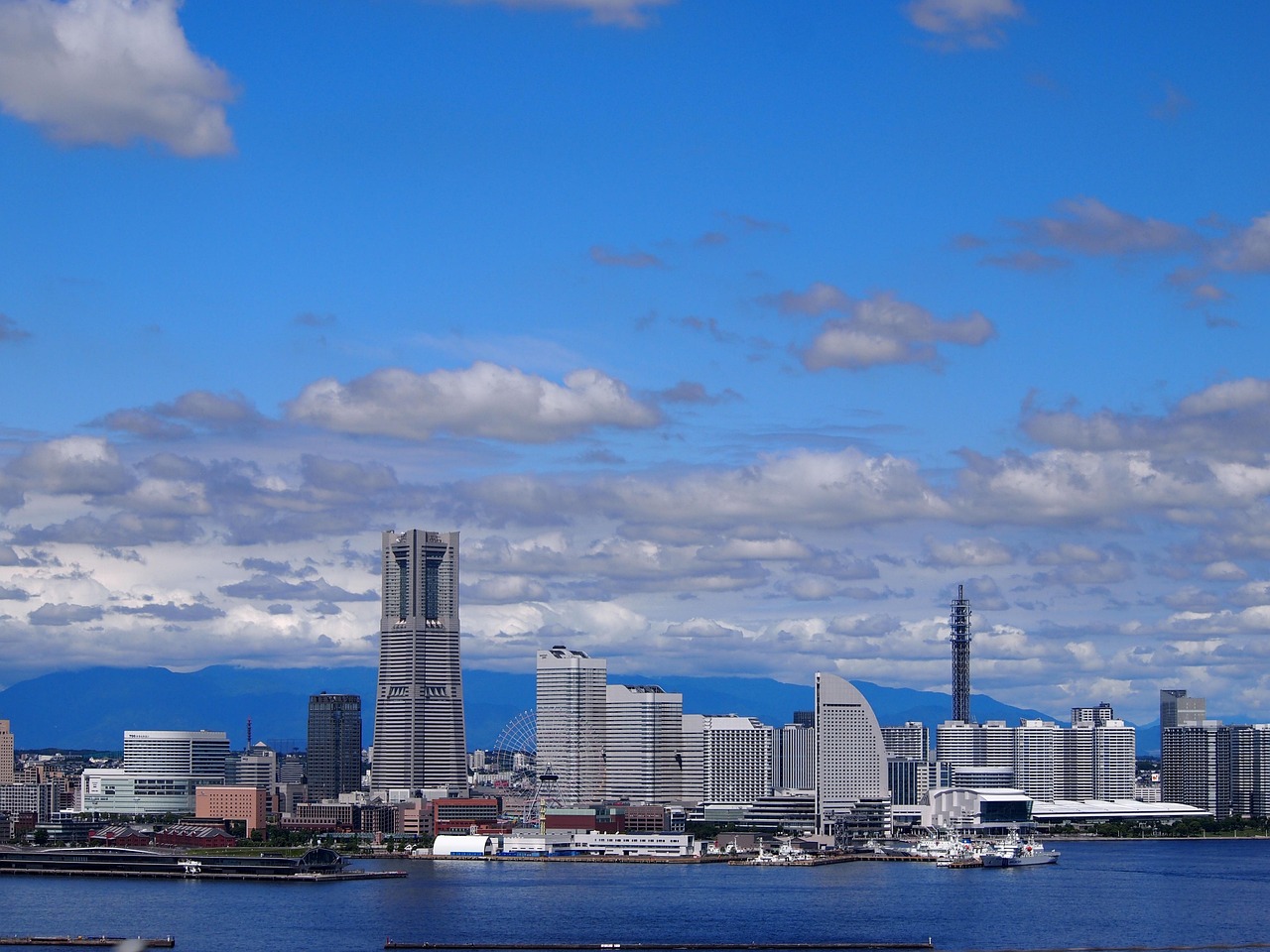 青岛未来规划，构建繁荣宜居海洋城市蓝图